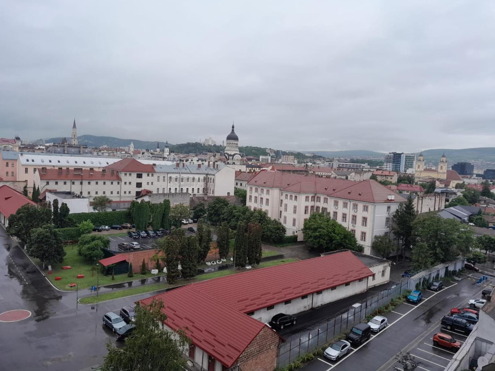 Cristinco Panoramic Apartment Клуж-Напока Екстериор снимка